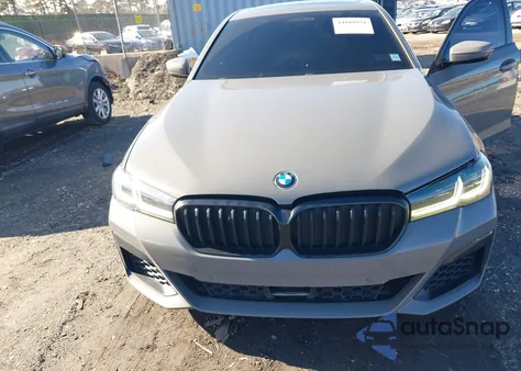 2021 BMW 540I xDrive z USA, uszkodzony, nr VIN WBA73BJ0XMWW98651